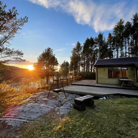 A By The Forest With A Sea View ! Hébergement de vacances Sofstad