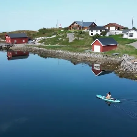 Hébergement de vacances A By The Forest With A Sea View ! Sofstad
