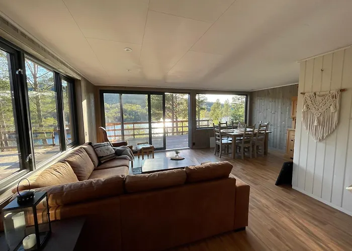 A By The Forest With A Sea View ! Sofstad