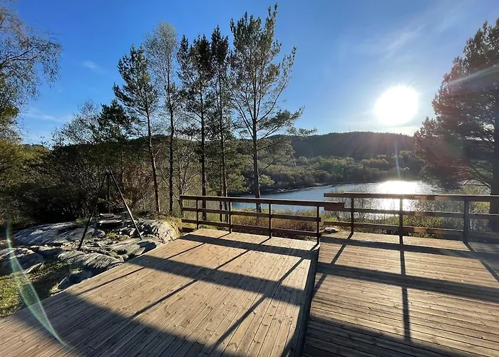 A By The Forest With A Sea View ! Dom wakacyjny Sofstad