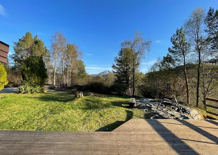 A By The Forest With A Sea View ! Dom wakacyjny Sofstad