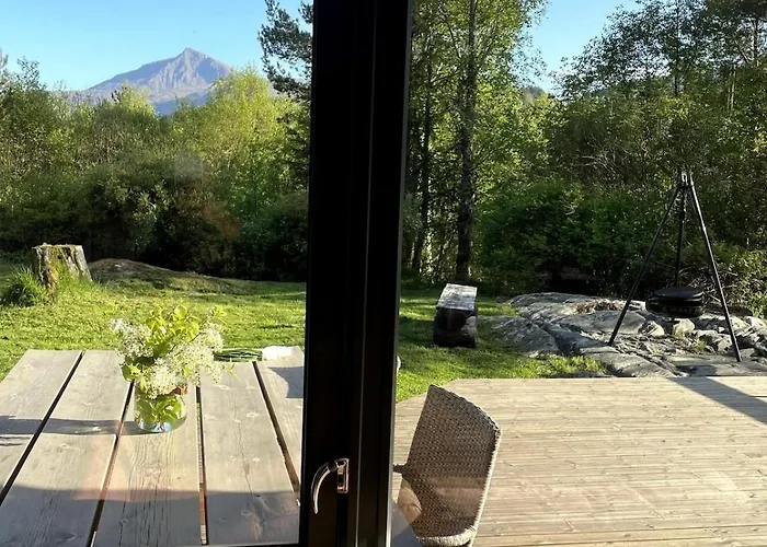 A By The Forest With A Sea View ! Dom wakacyjny