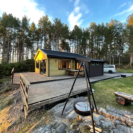 A By The Forest With A Sea View ! * Sofstad